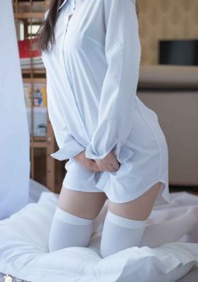 三个女人互揉吃奶_720在线手机播放