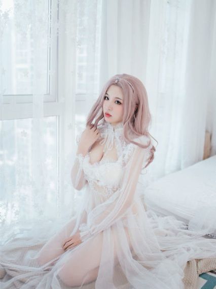 女机械人_高清完整版免费在线观看